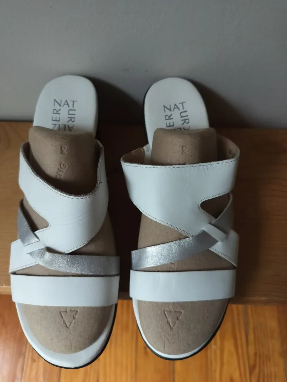 Naturalizer White/Silver Leather Strappy Wedges